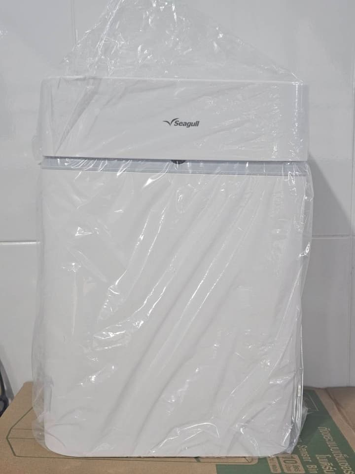 Modern sensor trash can, white, 10 liters