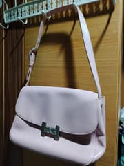 Pink shoulder bag Gushachi - image blurred placeholder