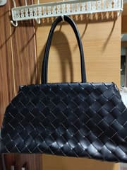Large Shoulder Bag - image blurred placeholder