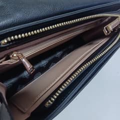 Shoulder Bag - image blurred placeholder