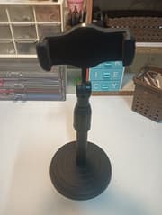 ที่ตั้งโทรศัพท์สำหรับถ่ายวิดีโอ - image blurred placeholder