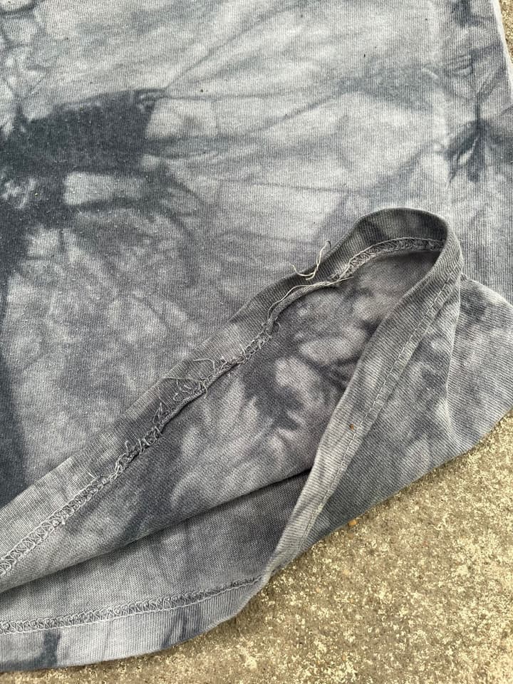 เสื้อยืด The Mountain