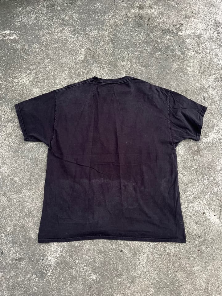 เสื้อยืดสีดำลาย Mickey Mouse