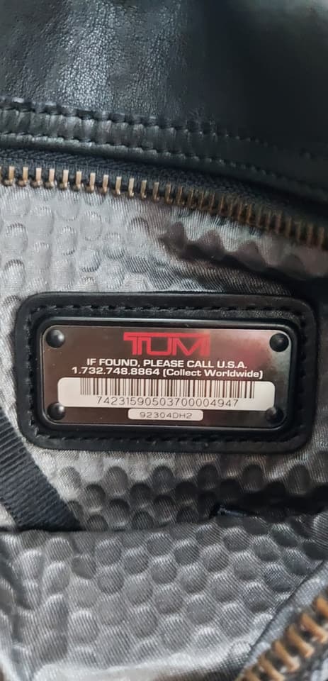 TUMI genuine cowhide leather shoulder bag, Beale Messenger model, 100% cowhide leather