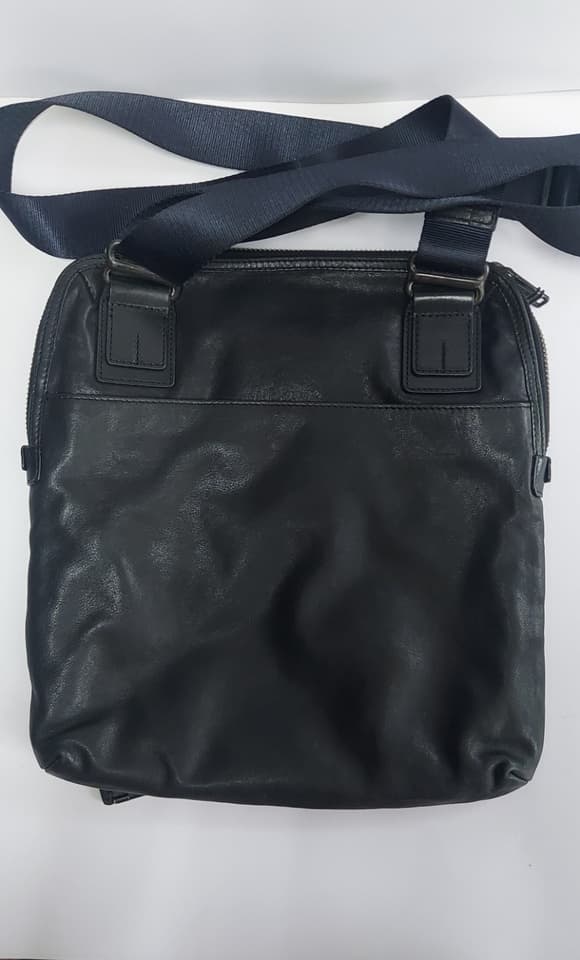 TUMI genuine cowhide leather shoulder bag, Beale Messenger model, 100% cowhide leather