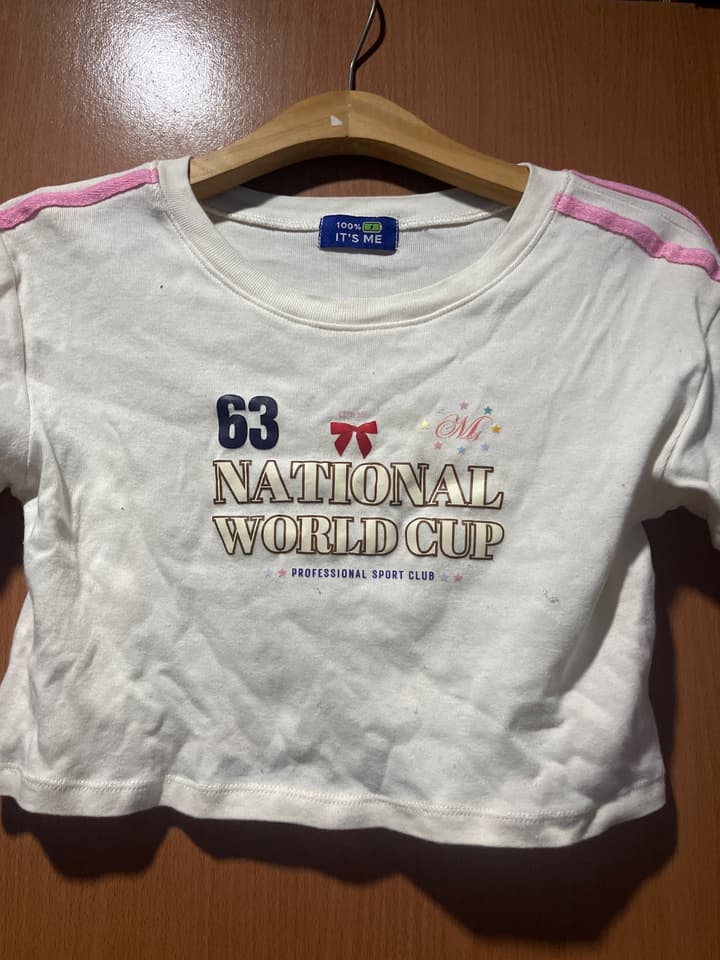 เสื้อเอวลอย
