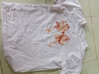 เสื้อ 3 ตัว - image blurred placeholder