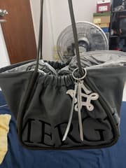 Merge Bag - image blurred placeholder