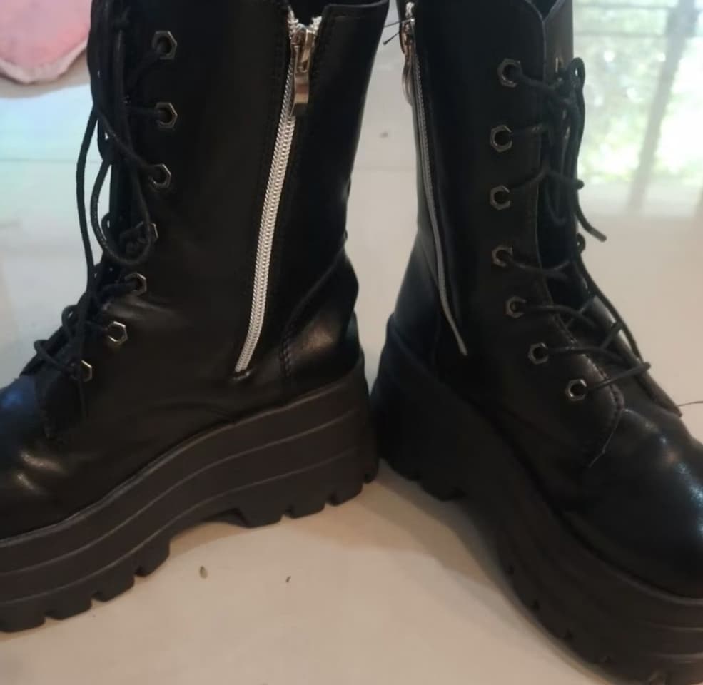พร้อมส่ง รองเท้าหนังสีดำ หุ้มข้อ นุ่มสบาย ใส่ได้ทุกวัน