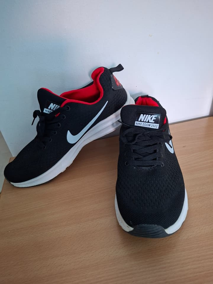 Men's Sneakers Size 45