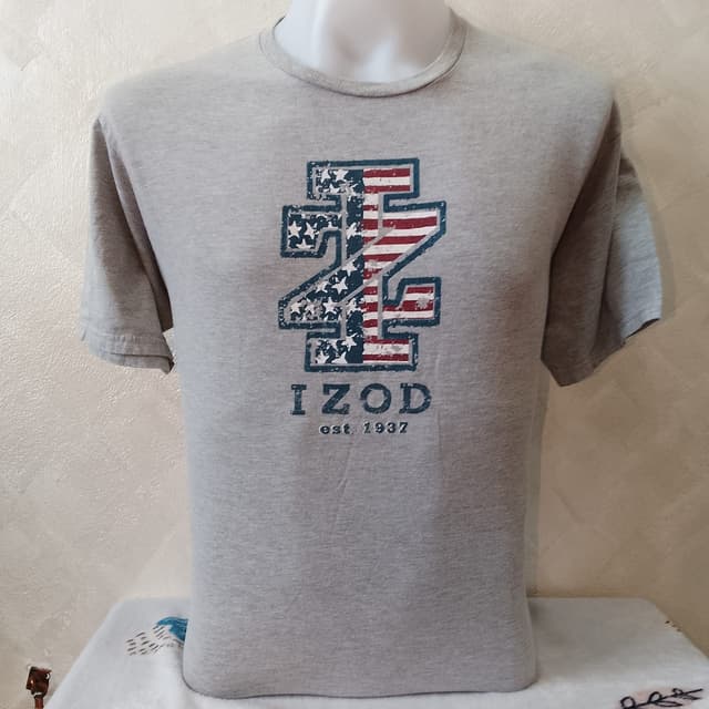 เสื้อ Izod