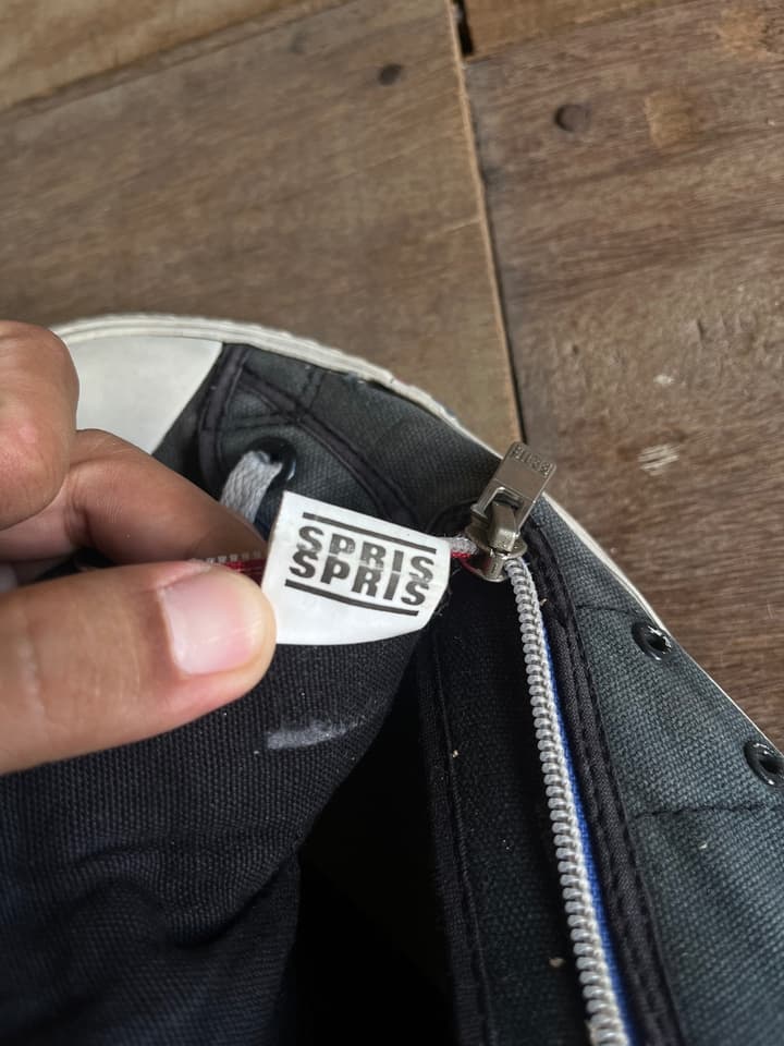 Spris Sneakers