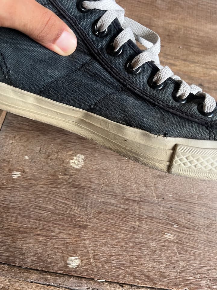 Spris Sneakers