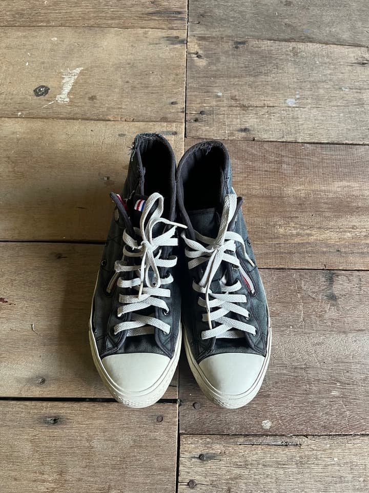 Spris Sneakers
