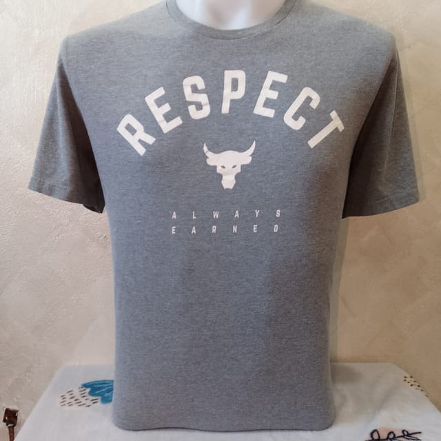 เสื้อ Under Armour กระทิง