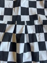เสื้อโปโล ลายตารางหมากรุก - image blurred placeholder
