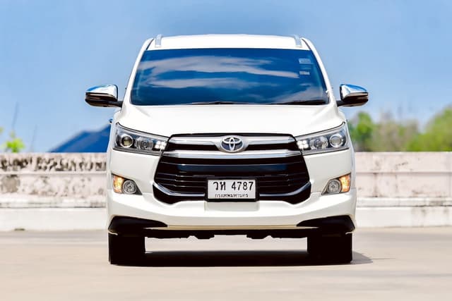 Toyota Innova 2.8V A/T ปี 2018