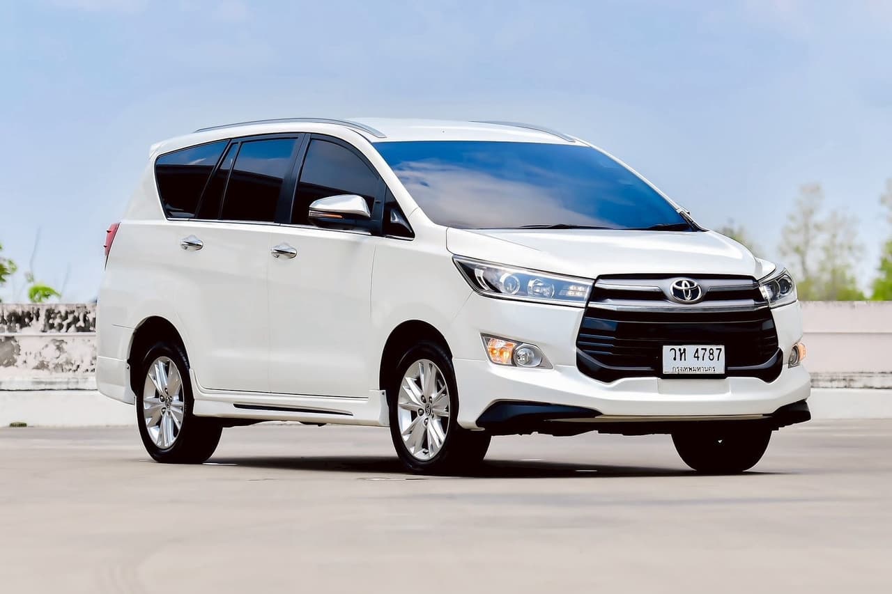 Toyota Innova 2.8V A/T ปี 2018