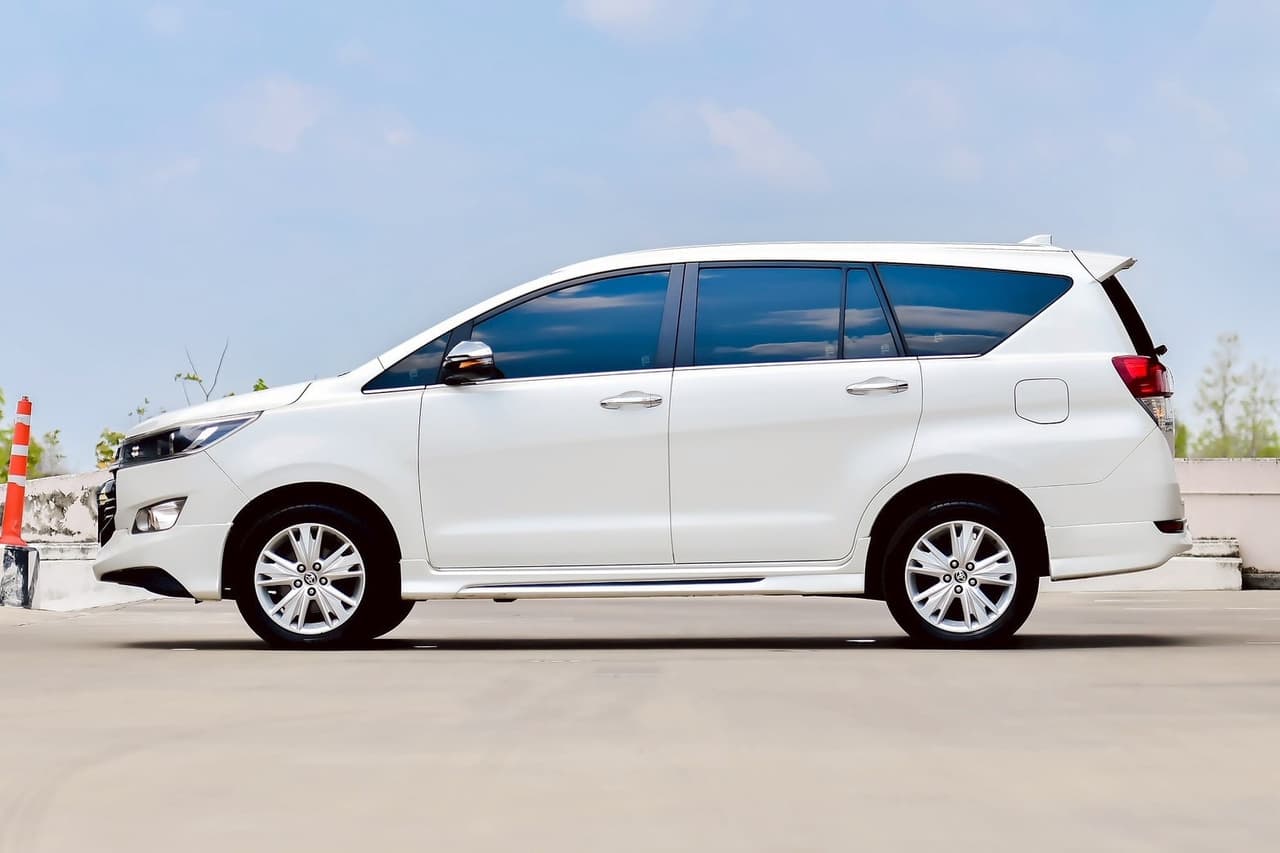 Toyota Innova 2.8V A/T ปี 2018