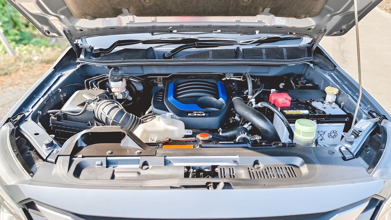 ISUZU D-Max Hi-Lander 1.9 L A/T ปี 2023 จด 2024