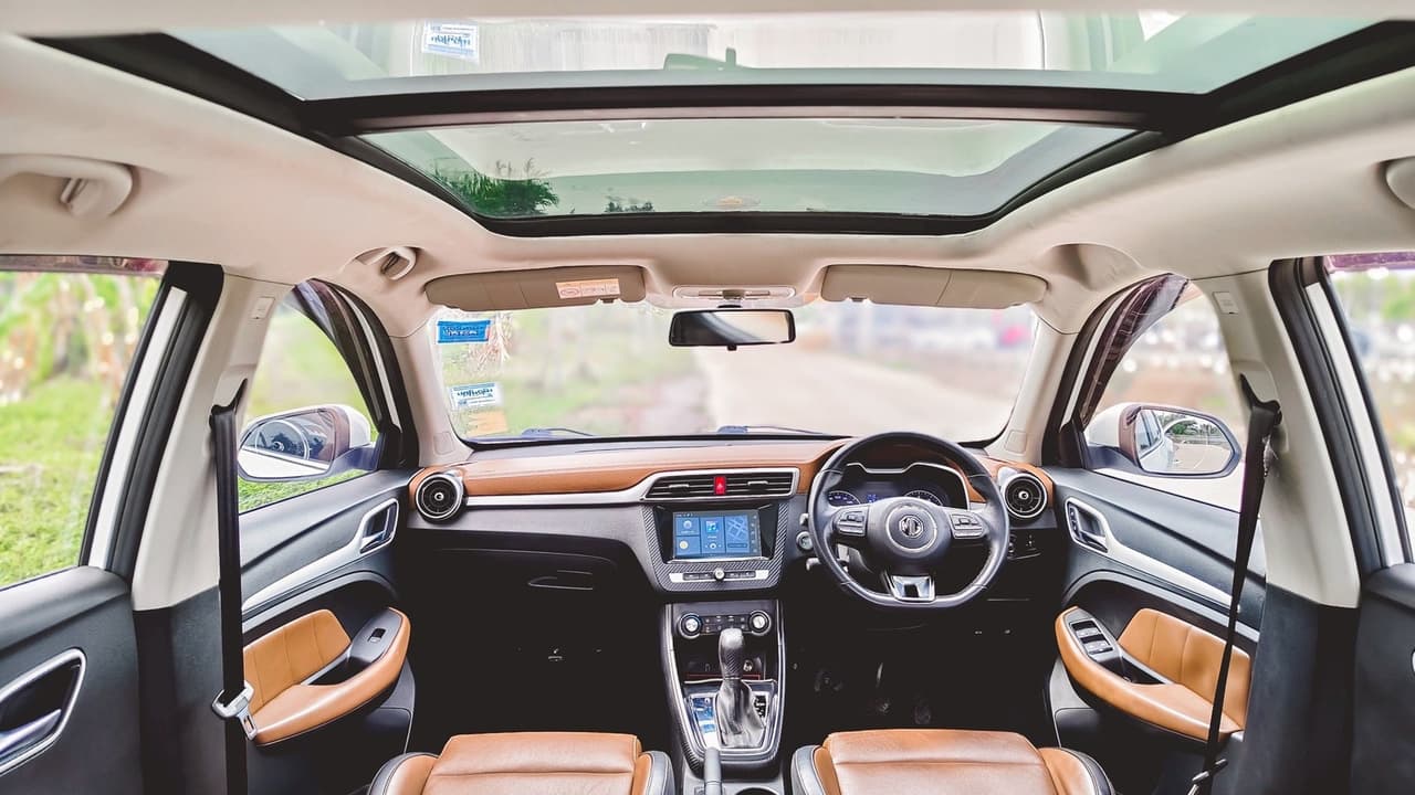 MG ZS i-SMART 1.5X ซันรูฟ A/T ปี 2018