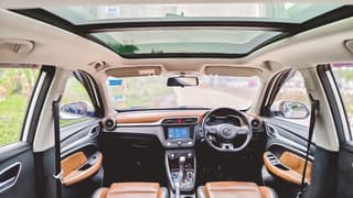 MG ZS i-SMART 1.5X ซันรูฟ A/T ปี 2018 - image blurred placeholder