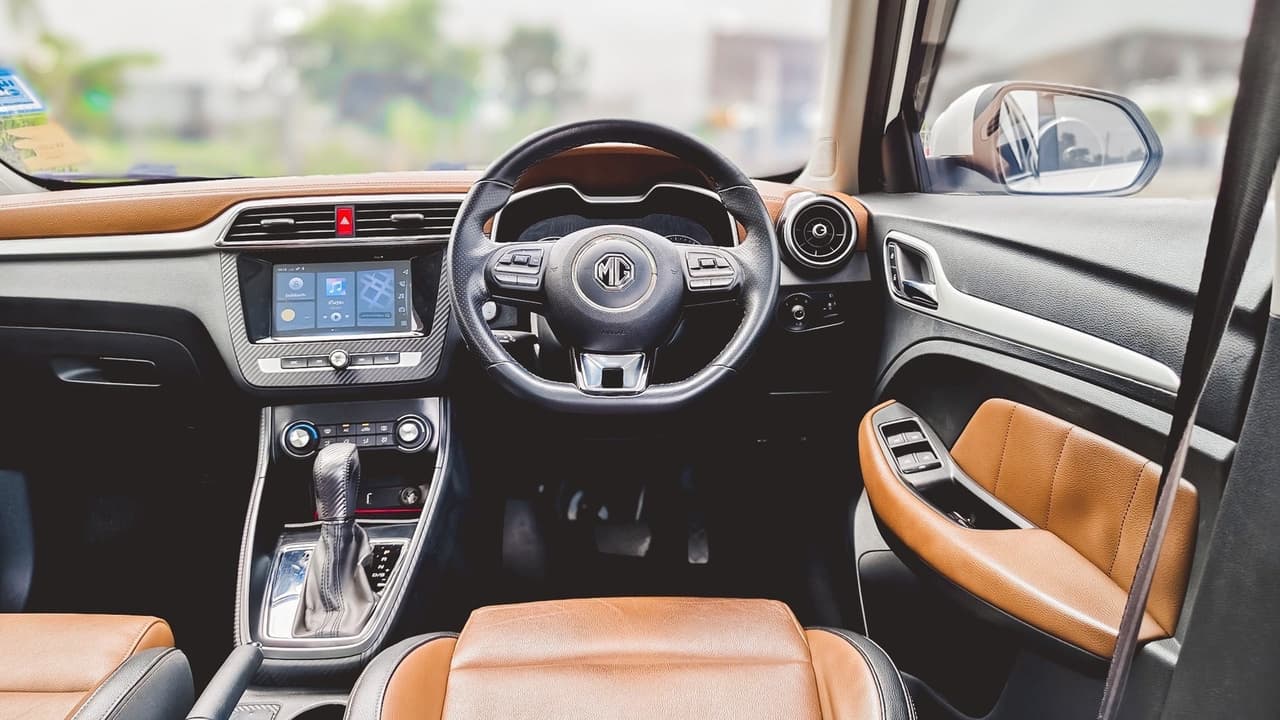 MG ZS i-SMART 1.5X ซันรูฟ A/T ปี 2018