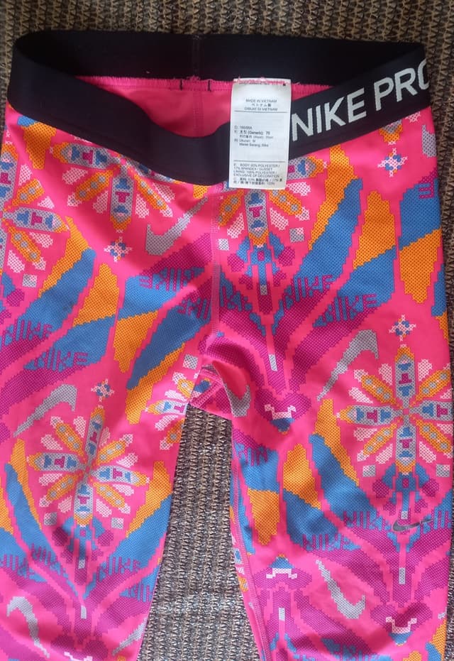 NIKE Yoga Fitness Pants