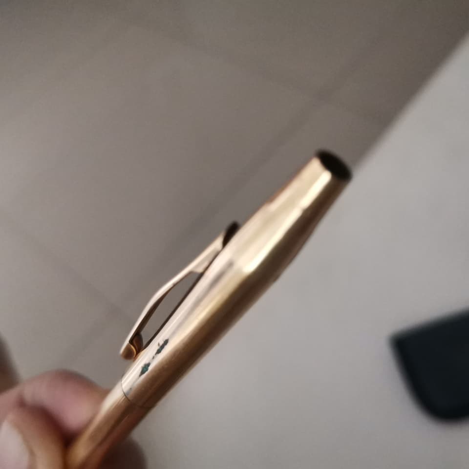 ปากกาลูกลื่น & ดินสอ Cross 18k