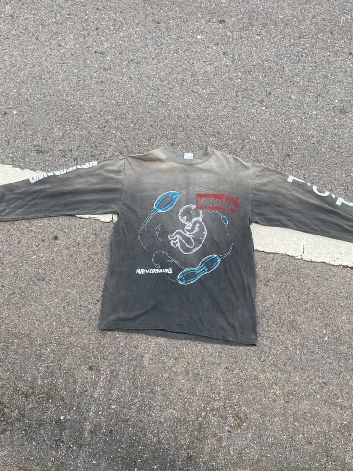เสื้อ NIRVANA {Custom fade}