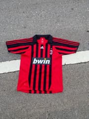 เสื้อ AC Milan - image blurred placeholder