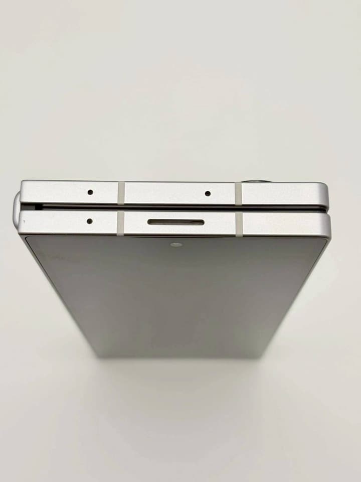 Samsung Z Fold 6