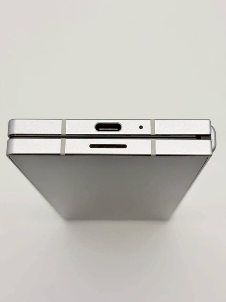 Samsung Z Fold 6