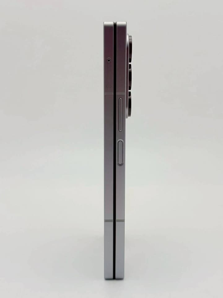 Samsung Z Fold 6