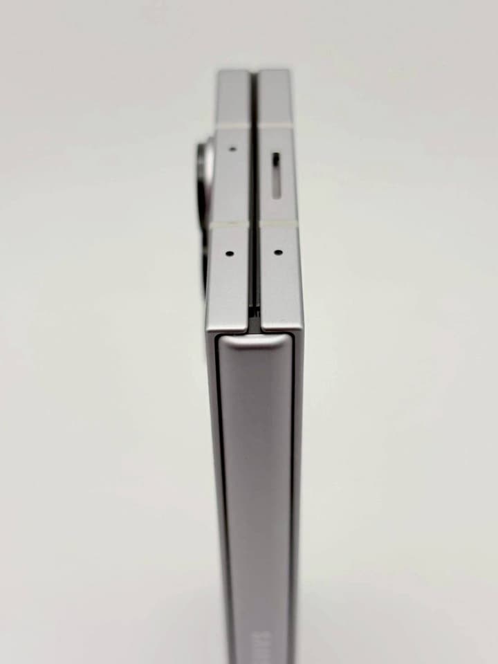 Samsung Z Fold 6