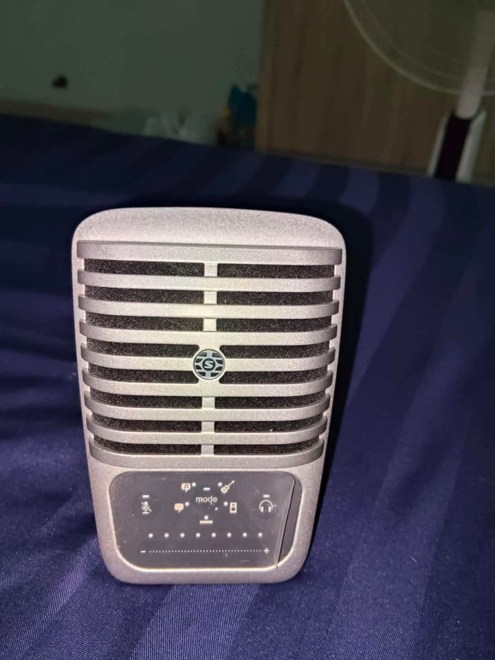 Shure MV51 microphone, condition as shown in the picture, 90%++ very clear mic - USB Type-C cable - L cable