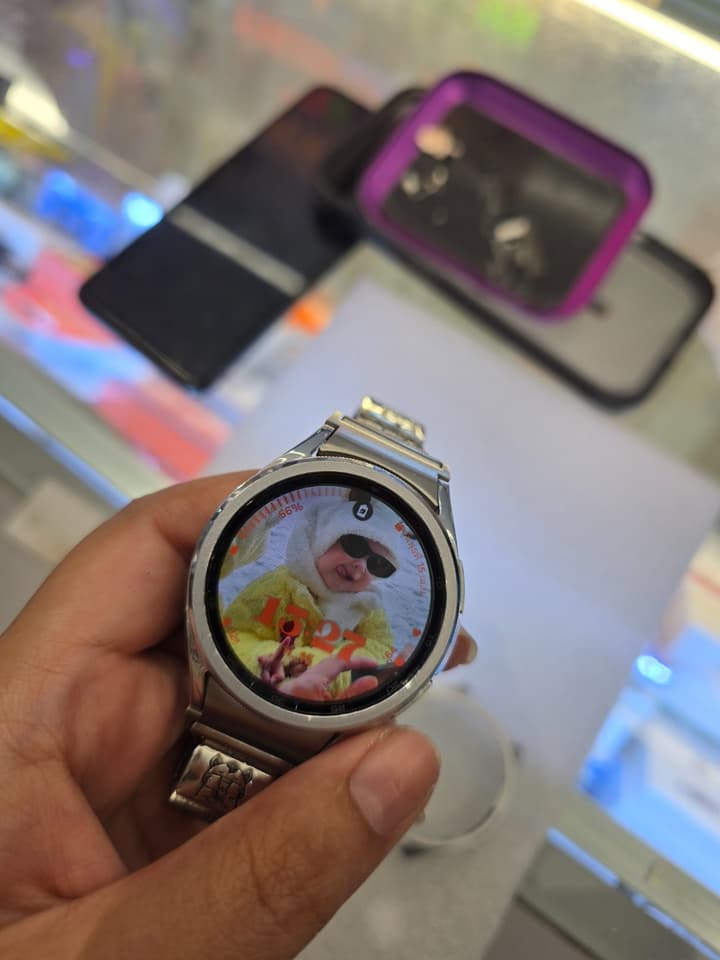 Samsung Watch Series 6 Classic 43 mm Display