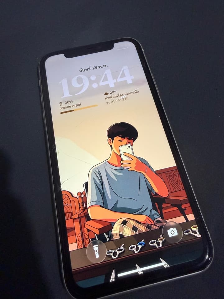 iPhone 11 (64 GB)