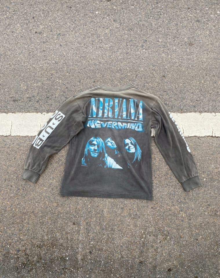 เสื้อ NIRVANA {Custom fade}