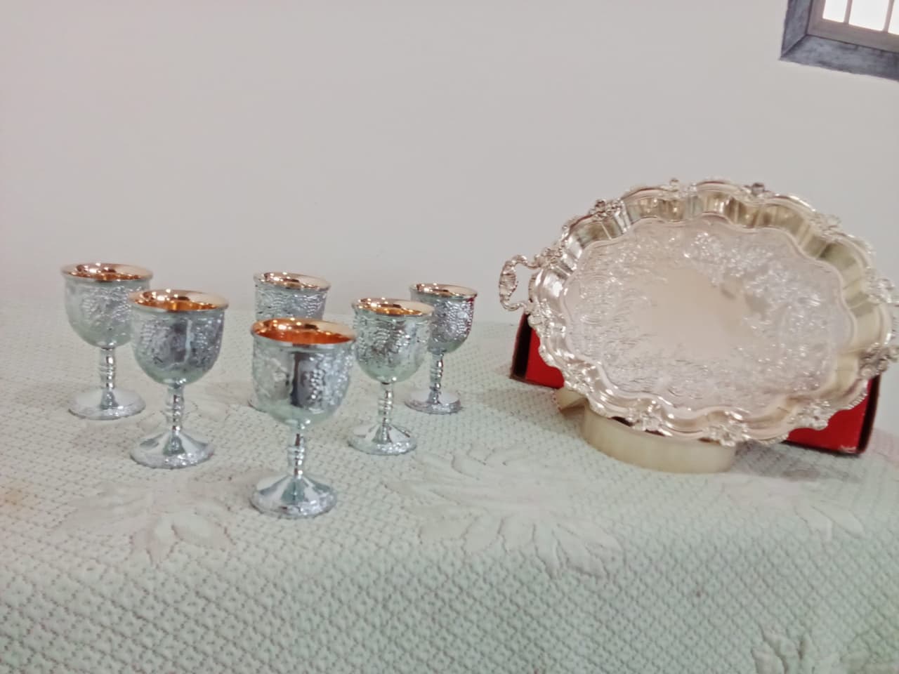 Tray with 6 Stainless Steel Cups