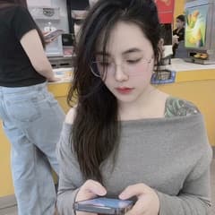 กีต้าร์vายเสื้อผ้ามือสอง👗👚👗🧦 avatar