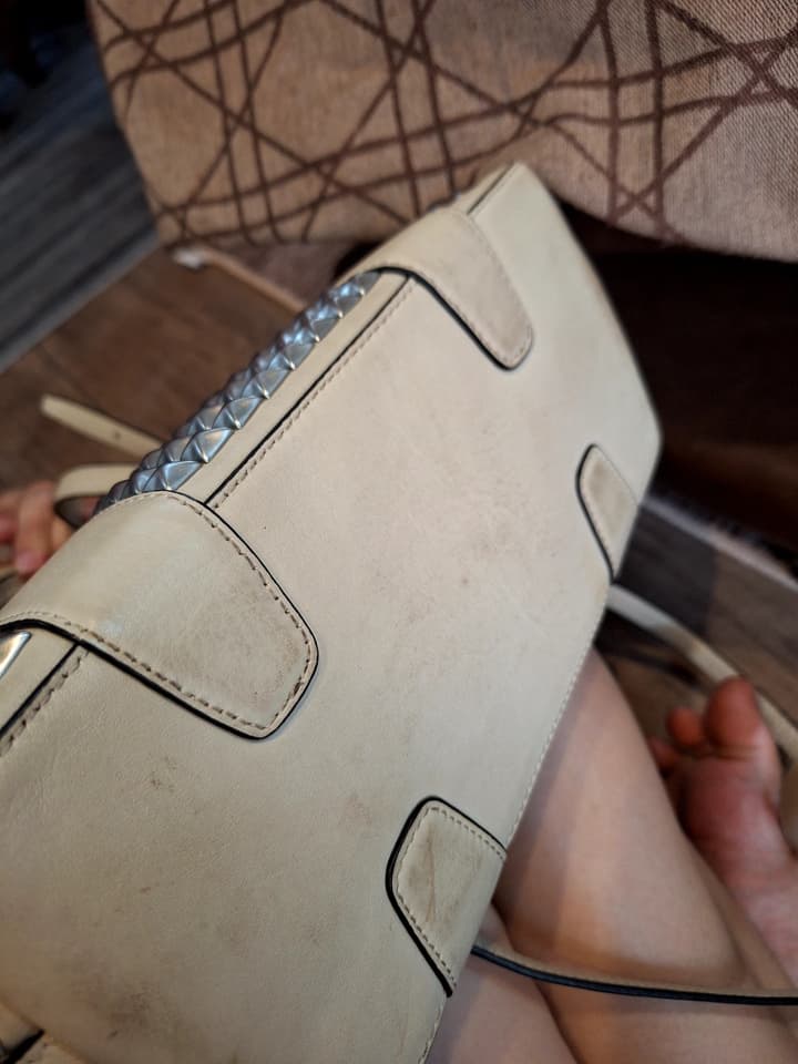 กระเป๋าสะพาย Coach