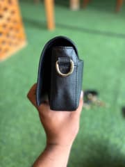 กระเป๋า Tory Burch - image blurred placeholder