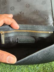กระเป๋า Tory Burch - image blurred placeholder