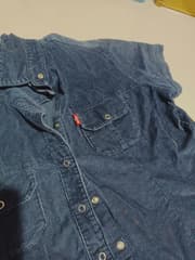 เสื้อเชิ้ตผ้าลูกฟูก LEVIS - image blurred placeholder