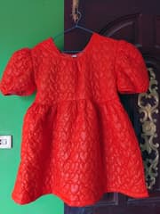 Красная блузка с рукавами-фонариками - image blurred placeholder