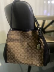 กระเป๋า Coach - image blurred placeholder