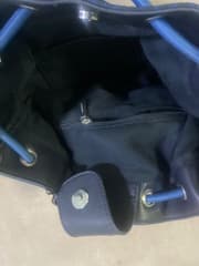 กระเป๋า Esprit - image blurred placeholder