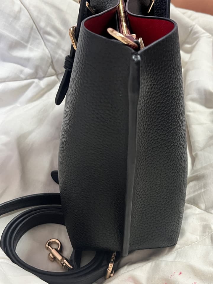 กระเป๋า Coach