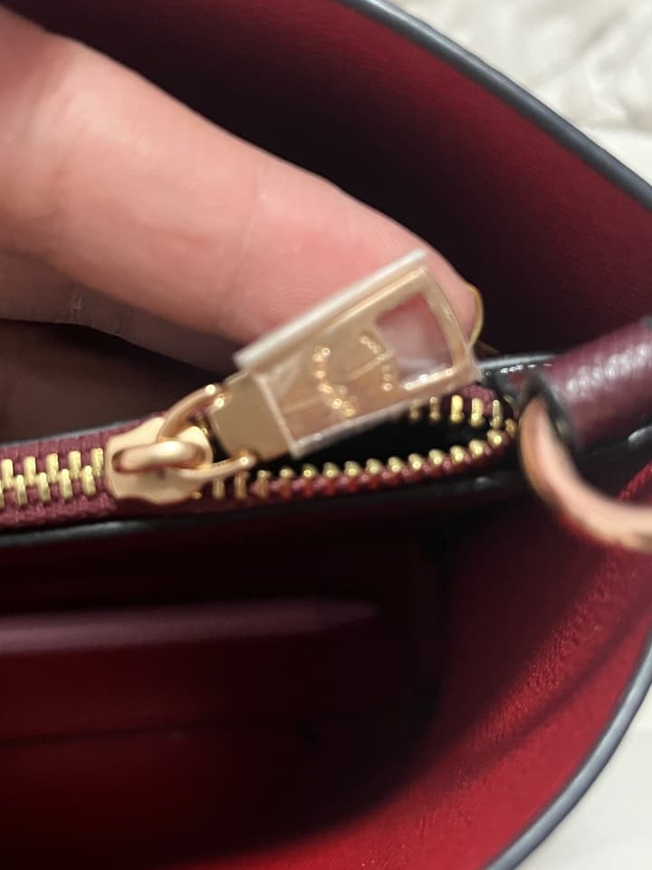 กระเป๋า Coach